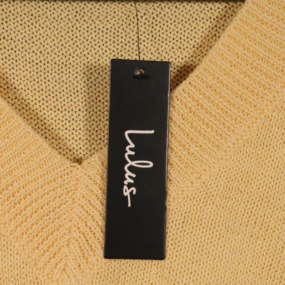 NWT Just a Moment Light Yellow V-Neck Cropped Sweater - Picture 7 of 15